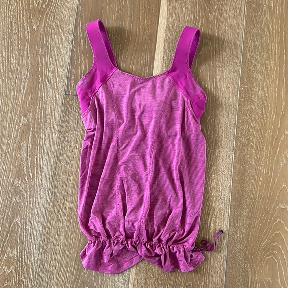 Lululemon tank with built-in bra - Picture 1 of 2